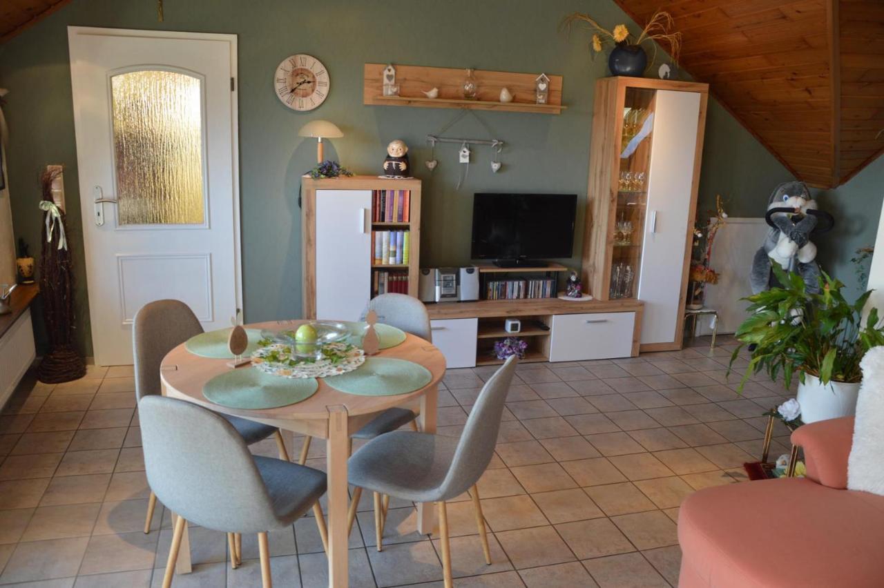 Ferienwohnung Auszeit Waxweiler Dış mekan fotoğraf