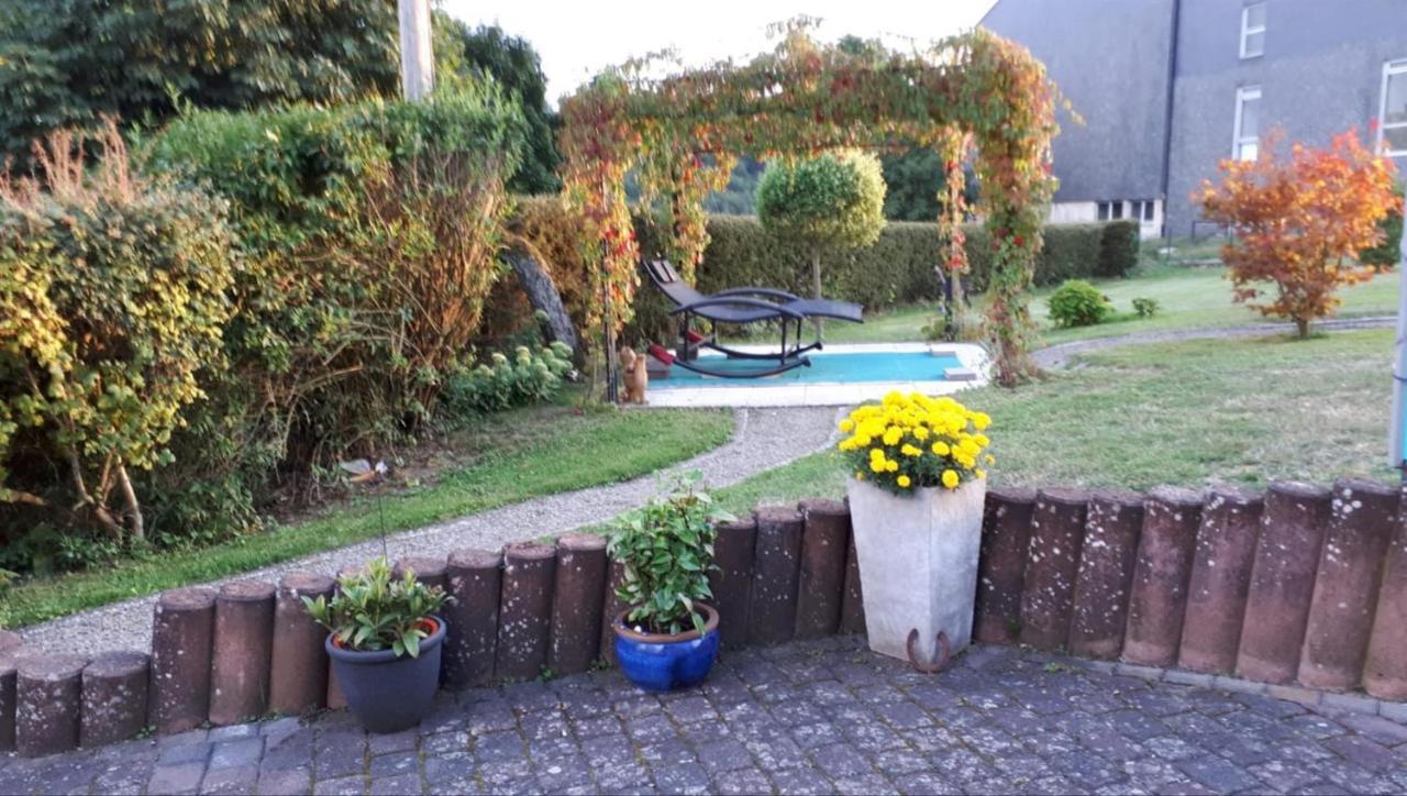 Ferienwohnung Auszeit Waxweiler Dış mekan fotoğraf